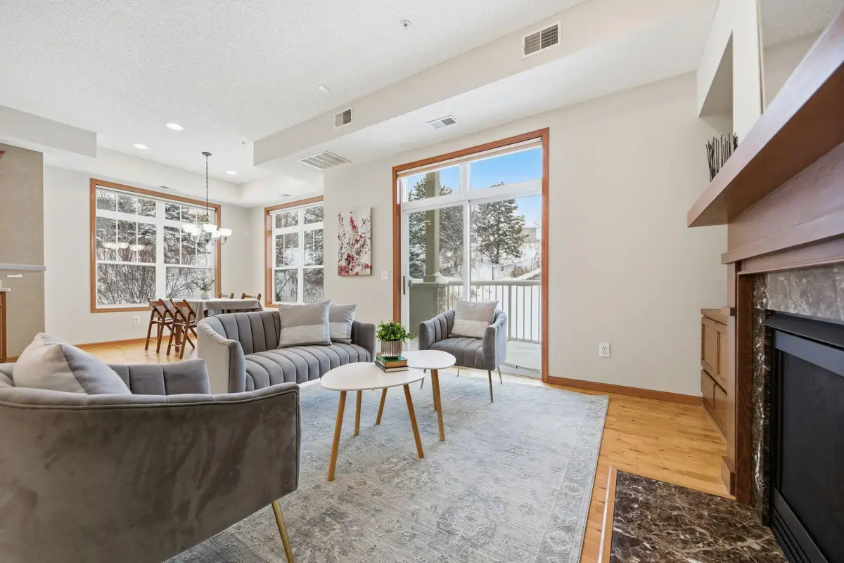 1256 County Road D E #104, Maplewood, MN 55109 - #1