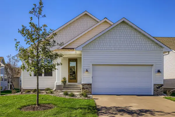 4873 127th Circle Ne, Minneapolis, MN 55449