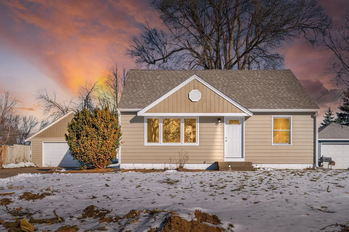 657 79th Avenue Ne, Spring Lake Park, MN 55432 - #1