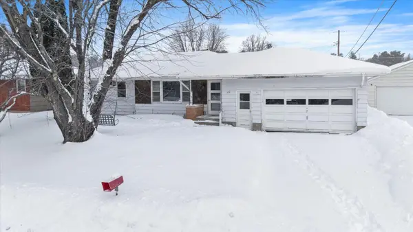 710 Maple Drive, Aurora, MN 55705