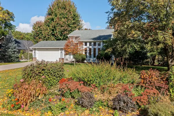 1293 Castle Court, Minneapolis, MN 55427