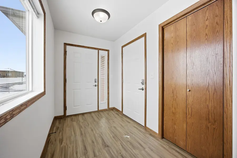 975 30th Avenue W, West Fargo, ND 58078 - #2