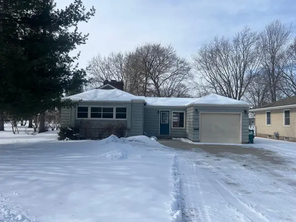 718 S Ramsey Avenue, Litchfield, MN 55355