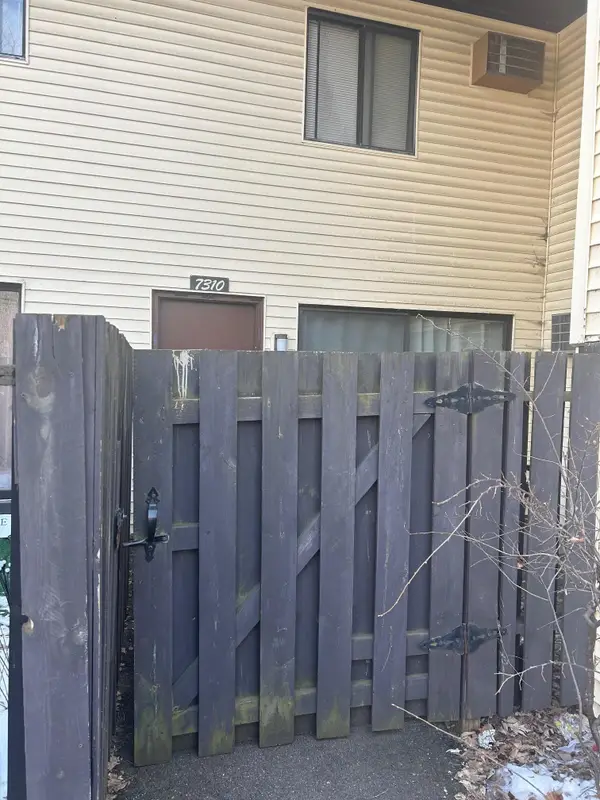 7310 72nd Lane N, Brooklyn Park, MN 55428