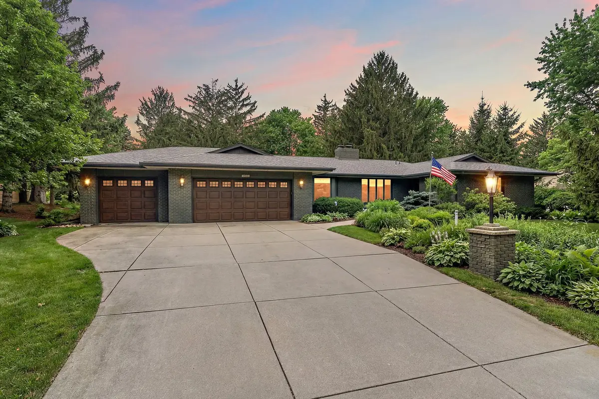 8047 Somerset Road, Woodbury, MN 55125 - #1