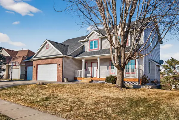 7716 7th Street N, Saint Paul, MN 55128