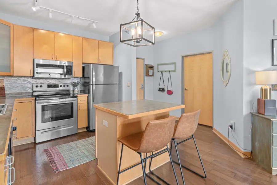 2600 University Avenue Se #319, Minneapolis, MN 55414 - #3