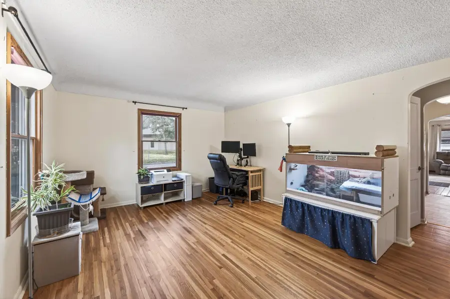 4701 Hampshire Avenue N, Minneapolis, MN 55428 - #3