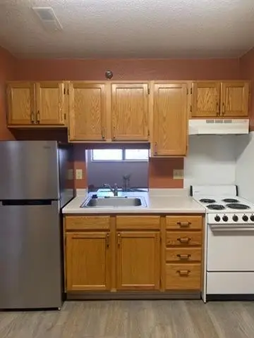 31 Chestnut Street E #2, Trimont, MN 56176