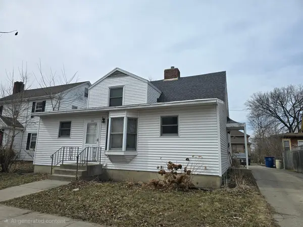 505 5th Street S, Moorhead, MN 56560