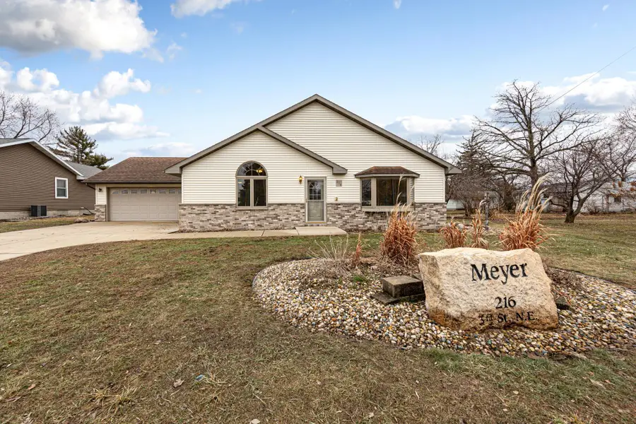 216 3rd Street Ne, New Richland, MN 56072 - #3