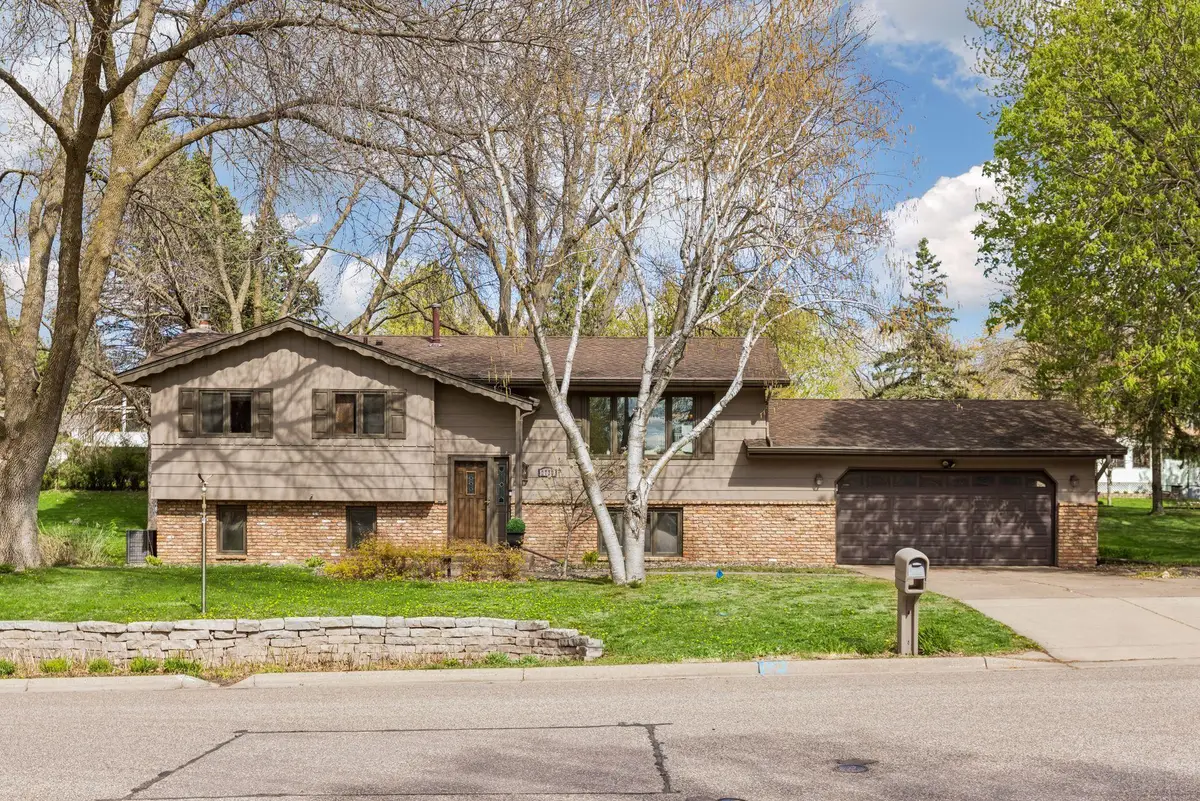 2720 Pineview Lane N, Minneapolis, MN 55441 - #1