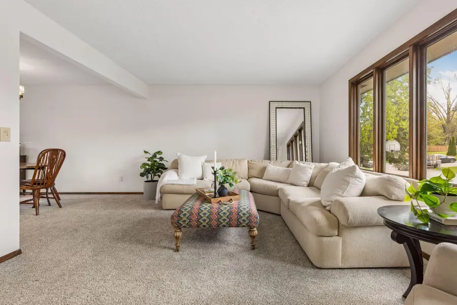 2720 Pineview Lane N, Minneapolis, MN 55441 - #3