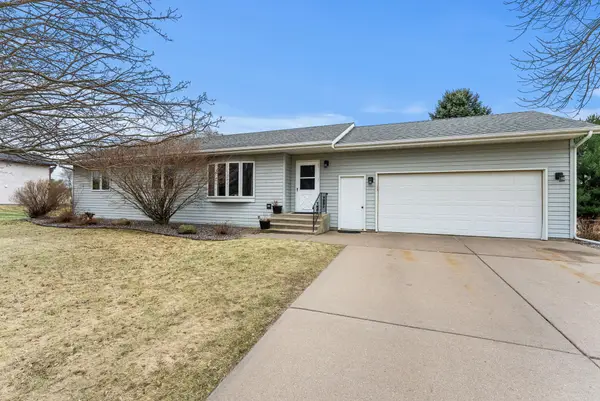 900 Southview Avenue, Braham, MN 55006