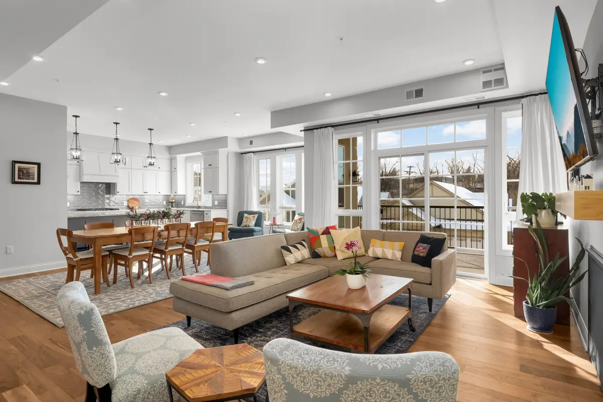 4901 Hawthorne Court #202, Minneapolis, MN 55436 - #1