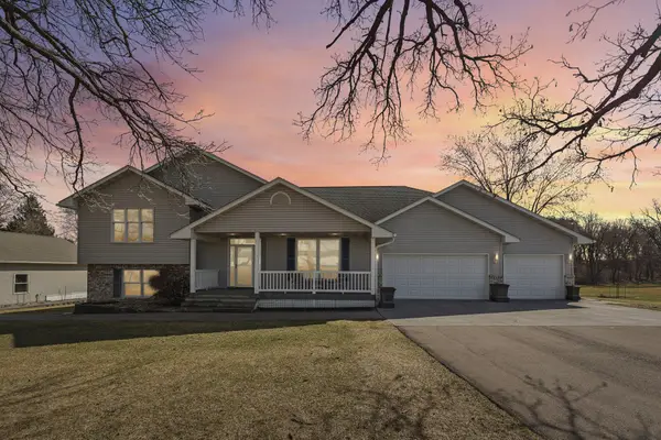 21506 Darsow Avenue, Hampton, MN 55031