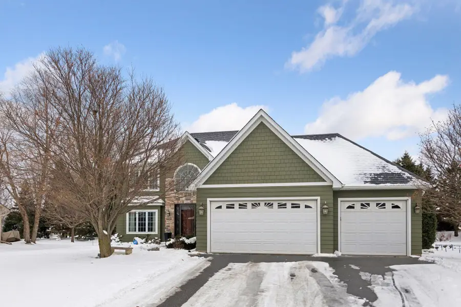 801 Interlaken, Victoria, MN 55386 - #2