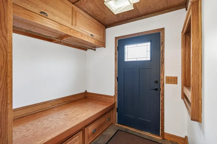 2705 Golden Valley Road, Minneapolis, MN 55411 - #3