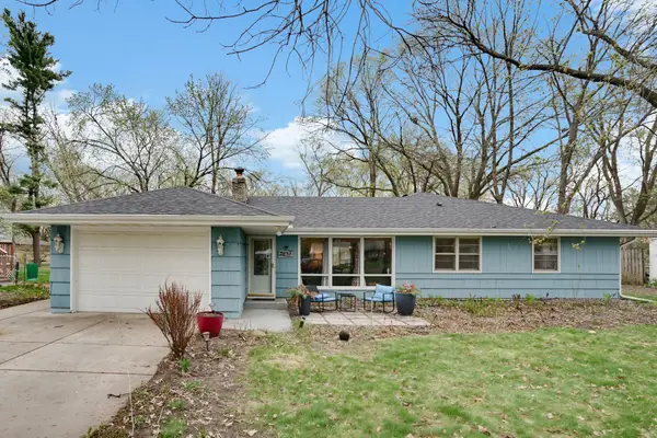 7877 Sunnyside Road, Saint Paul, MN 55112