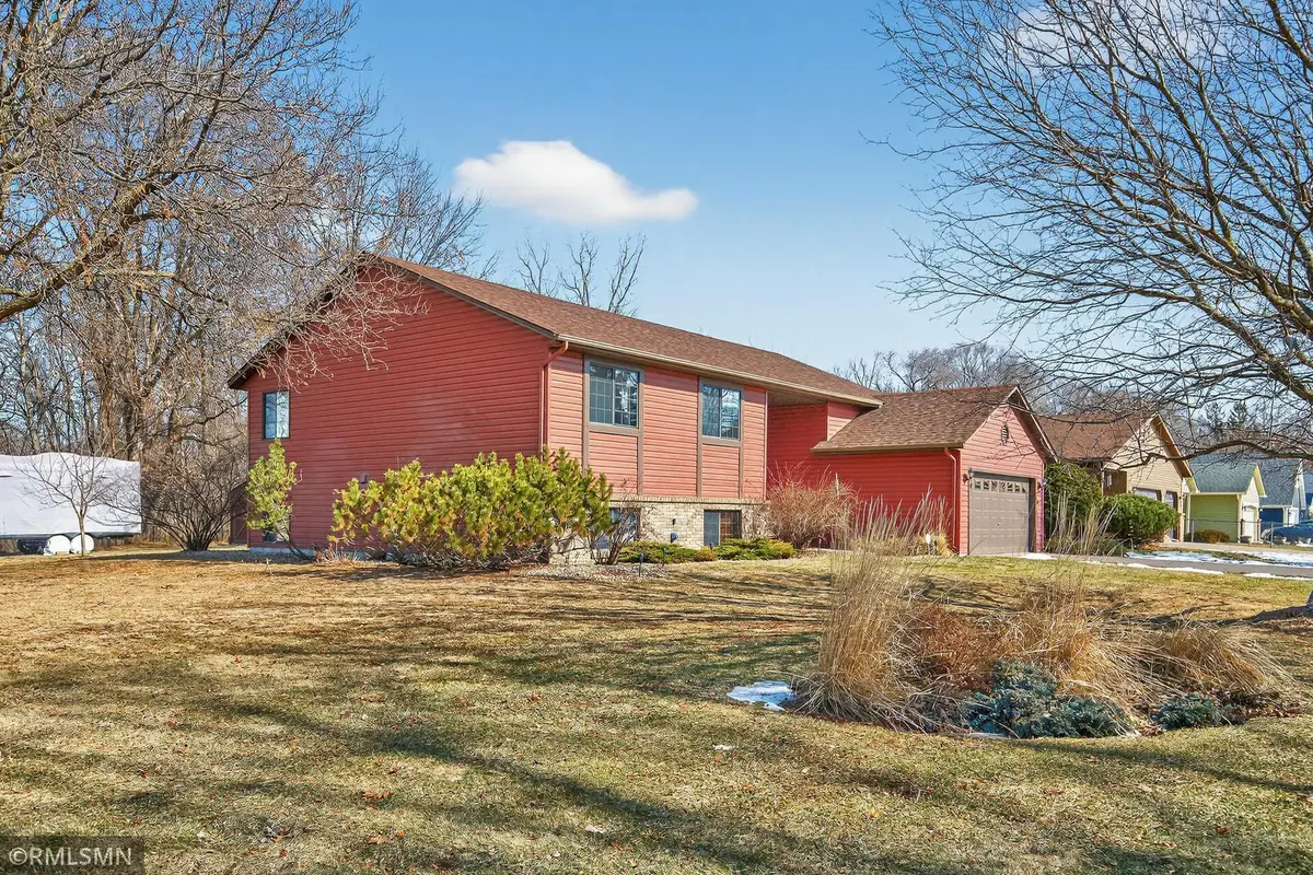 1481 Sextant Avenue E, Saint Paul, MN 55109 - #1