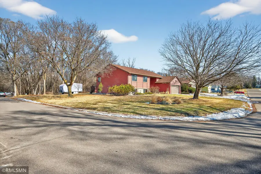 1481 Sextant Avenue E, Saint Paul, MN 55109 - #2