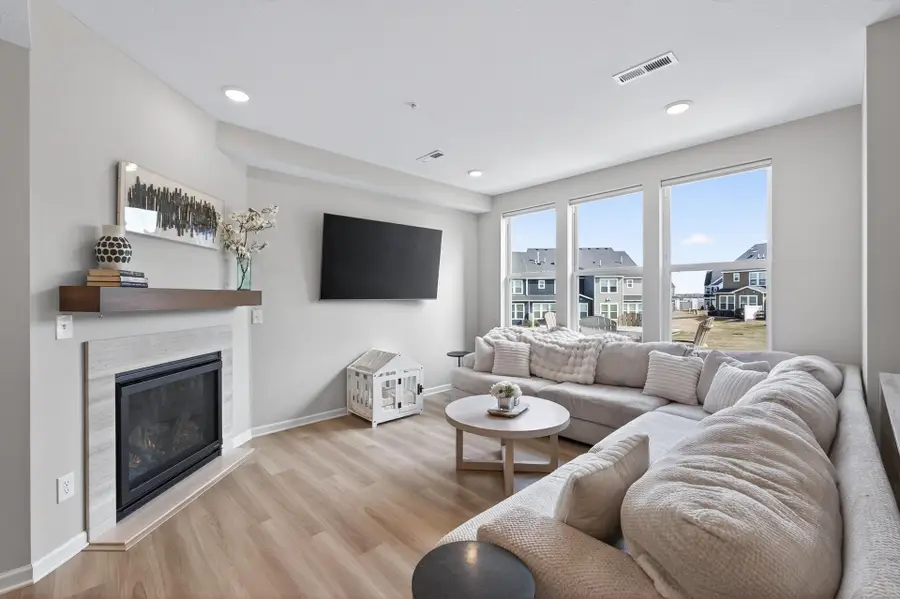 9699 4th Street N, Lake Elmo, MN 55042 - #3