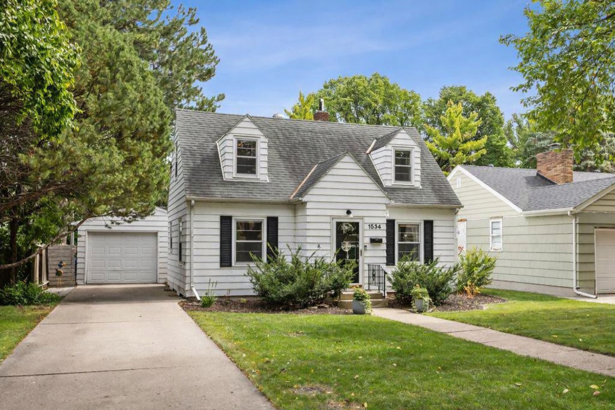 1534 10th Street S, Fargo, ND 58103 - #1