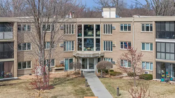 4360 Brookside Court #304, Minneapolis, MN 55436