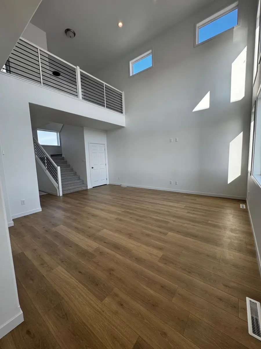 6704 32 Street S, Fargo, ND 58104 - #3