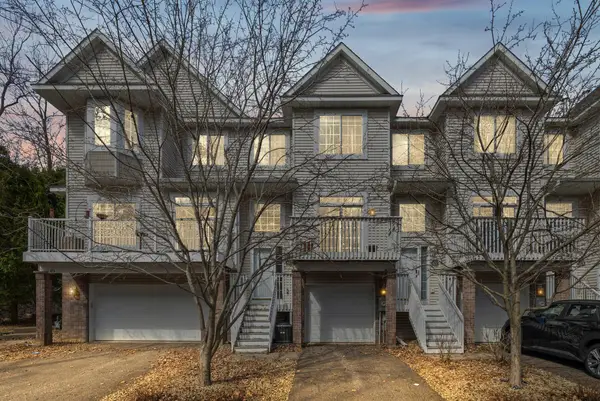 2320 Lower Afton Road E #423, Saint Paul, MN 55119