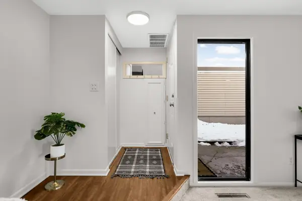 1100 Wagon Wheel Road, Hopkins, MN 55343