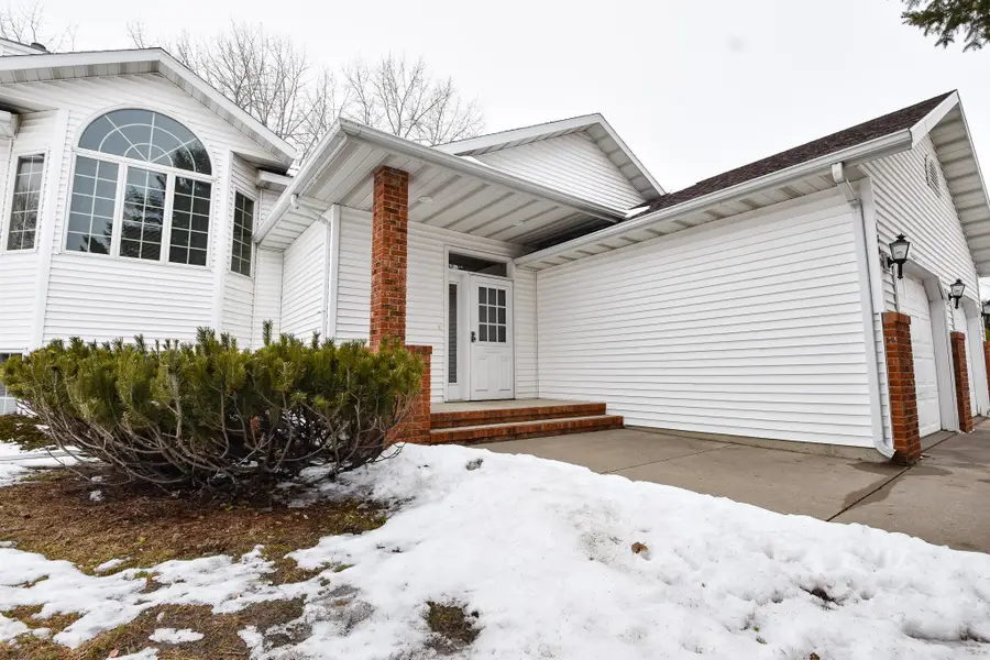 1807 33rd Street S, Moorhead, MN 56560 - #3