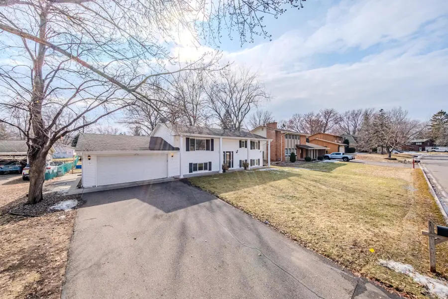 1901 Mounds Avenue, Saint Paul, MN 55112 - #3