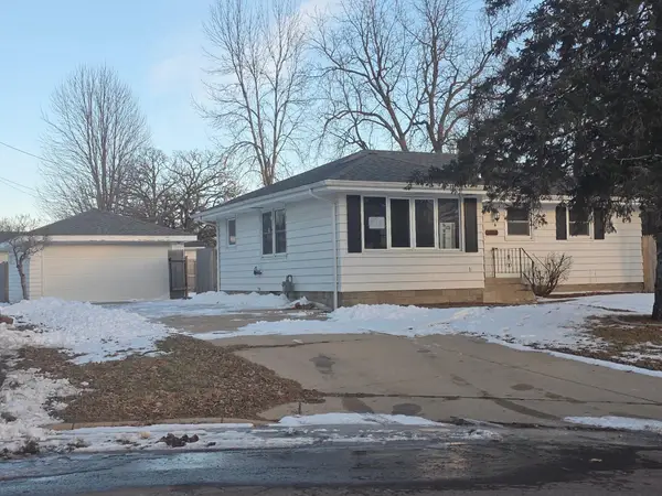 729 Elm Court, Le Sueur, MN 56058