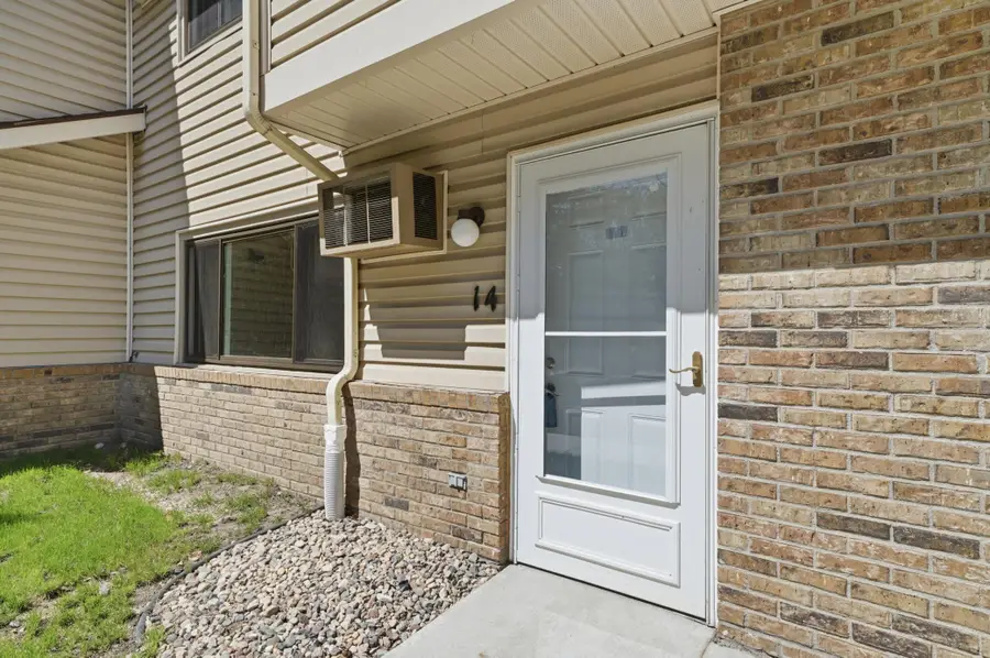 14 E 13th Street, Waconia, MN 55387 - #3