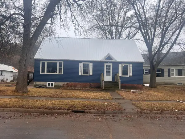 202 Grant Street S, Lake Benton, MN 56149