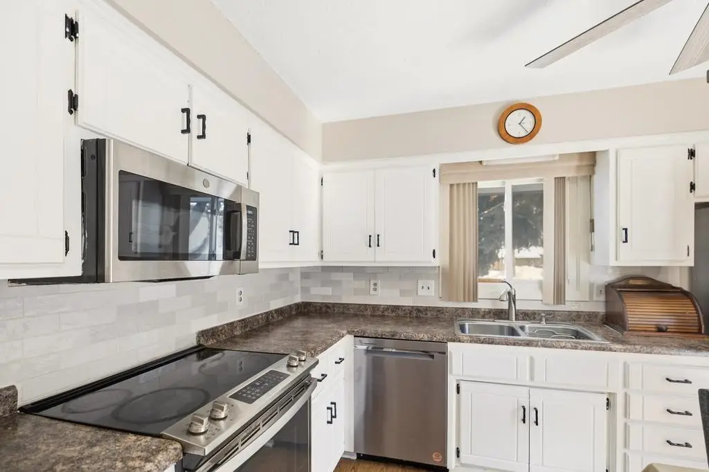 424 Aurora Avenue, Saint Paul, MN 55103 - #1