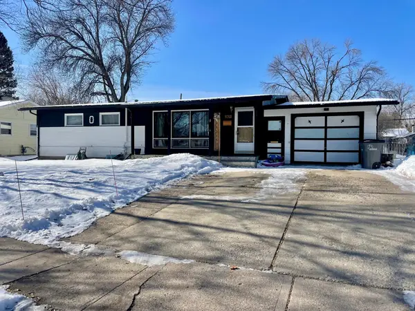 501 Maple Lane, Moorhead, MN 56560
