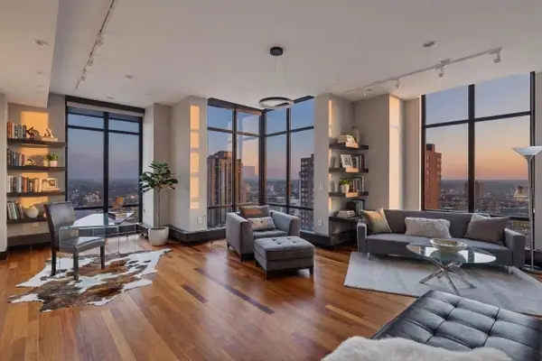 201 S 11th Street #2100, Minneapolis, MN 55403