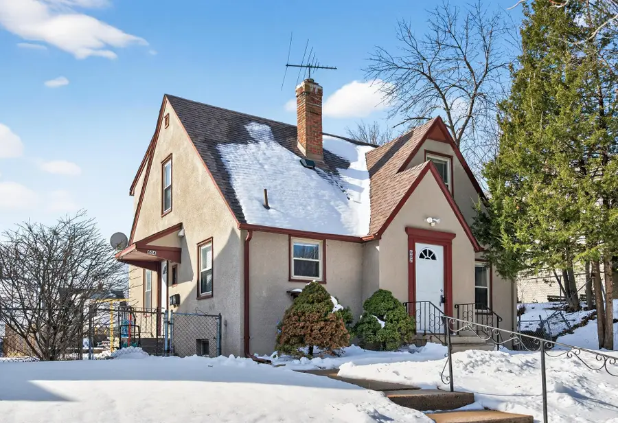 602 Orange Avenue E, Saint Paul, MN 55130 - #2