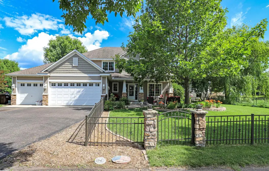 723 36th Street W, Hastings, MN 55033 - #2