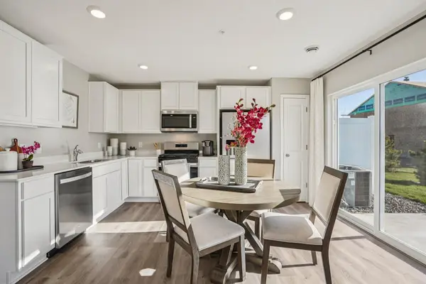 13701 Kaylemore Trail, Rosemount, MN 55068