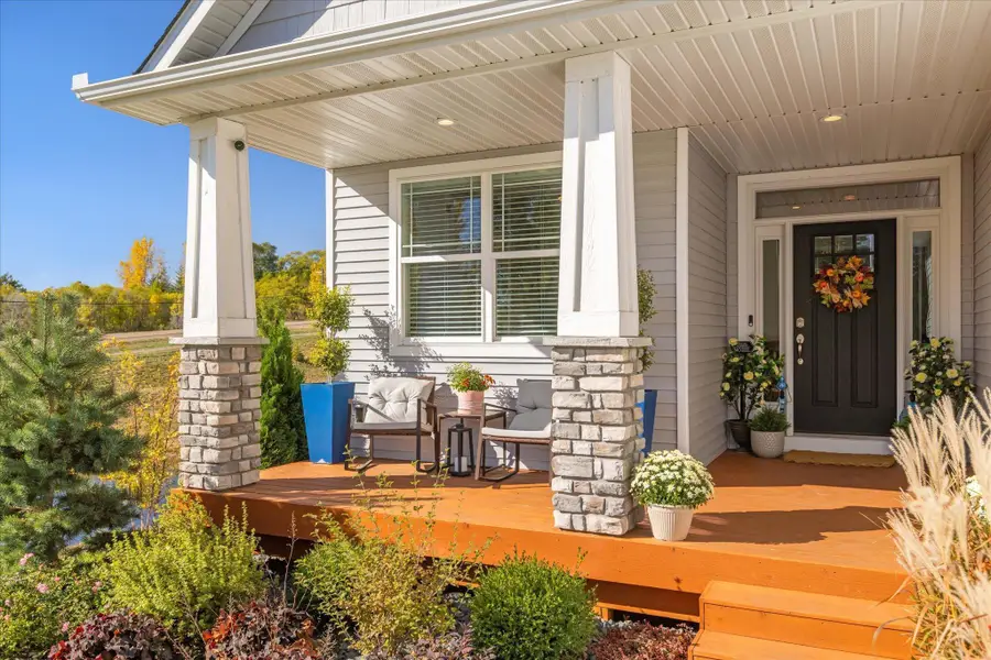 6484 Harkness Avenue S, Cottage Grove, MN 55016 - #3