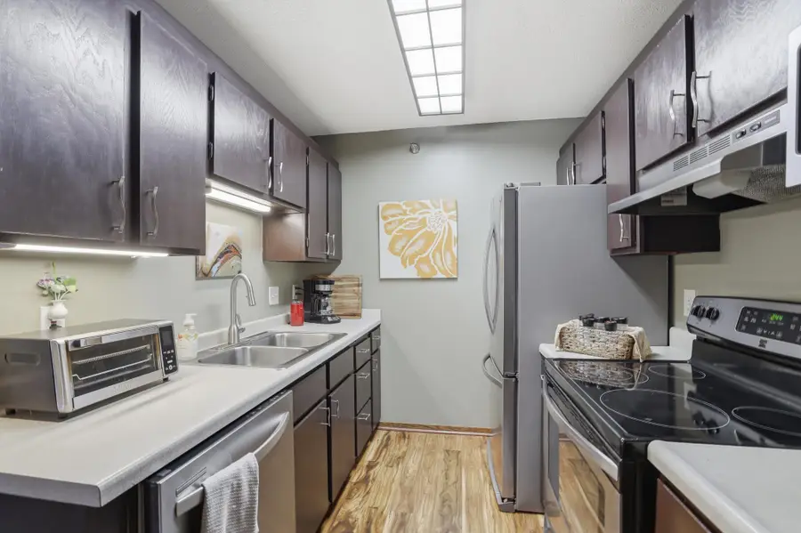 26 10th Street W #610, Saint Paul, MN 55102 - #3