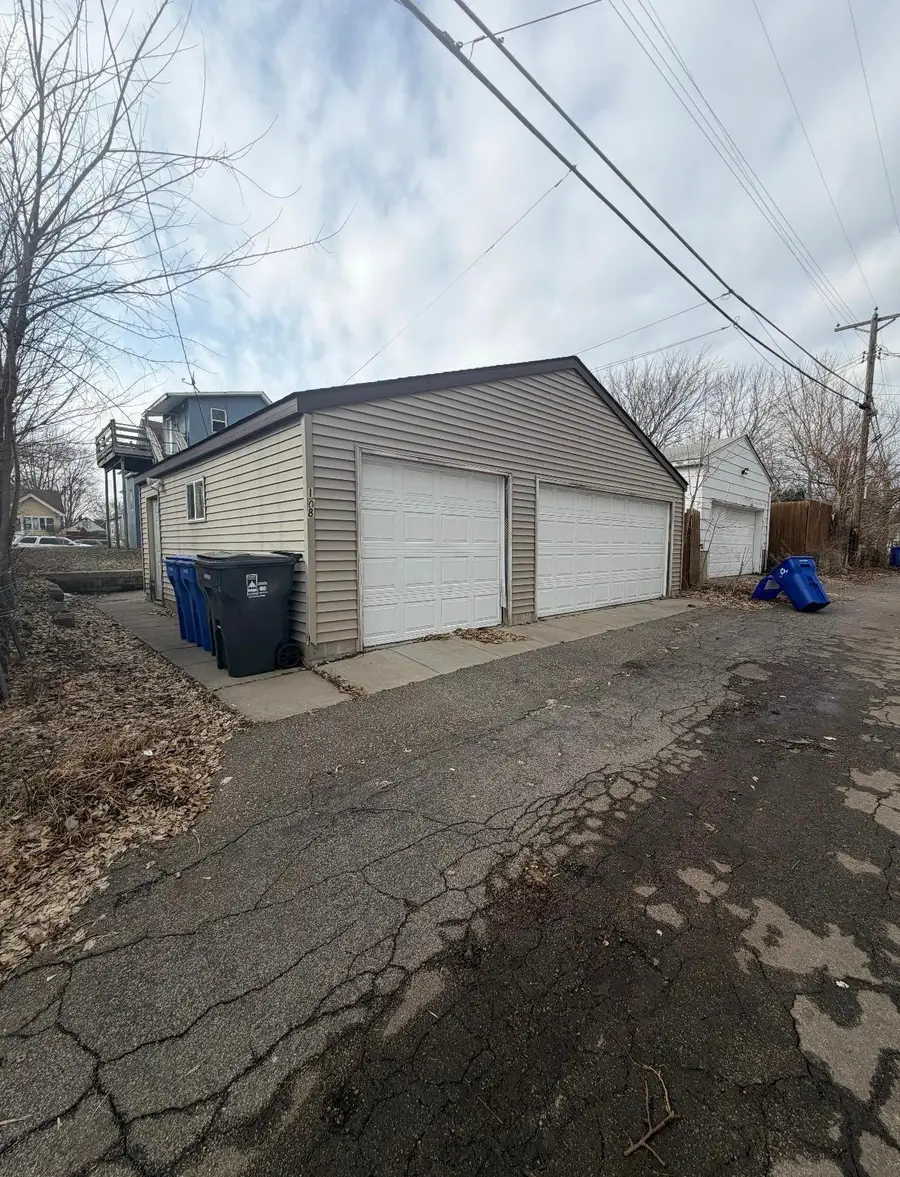 1086 Galtier Street, Saint Paul, MN 55117 - #3