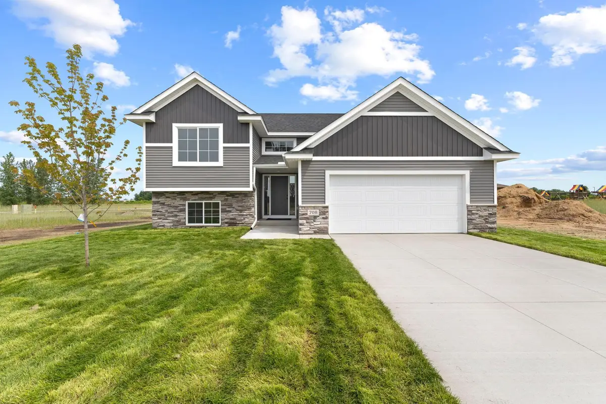 706 Margaret Lane Ne, Isanti, MN 55040 - #1