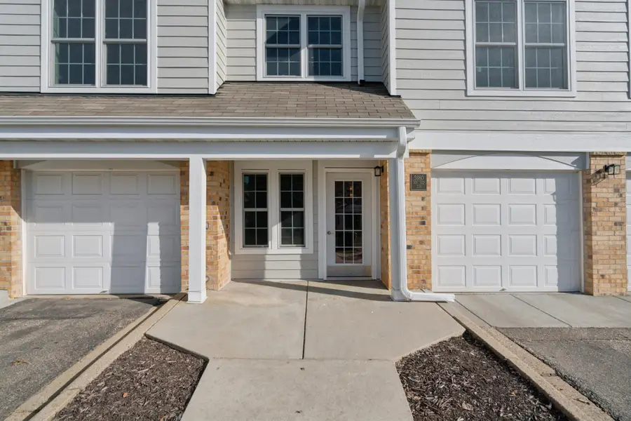 5980 Chasewood Parkway #102, Minnetonka, MN 55343 - #2