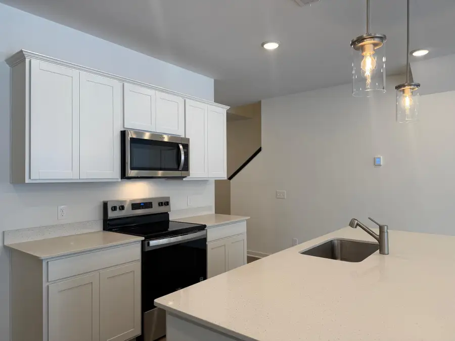 4754 Airlake Curve, Woodbury, MN 55129 - #3