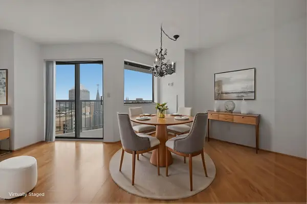 78 10th Street E #1702, Saint Paul, MN 55101