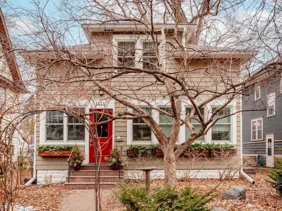 1611 Ashland Avenue, Saint Paul, MN 55104 - #2